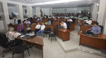 Ocho de los 19 concejales de Cúcuta, reconocidos como el grupo minoritario, firmaron la carta dirigida al alcalde Jairo Yáñez. / Foto: archivo La Opinión