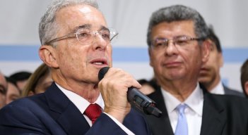 Álvaro Uribe Vélez.