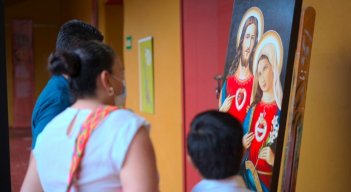Se rinde homenaje al artista ocañero Juan Carlos Manzano quien ha dejado huella en las artes dramáticas de la región. / Cortesía