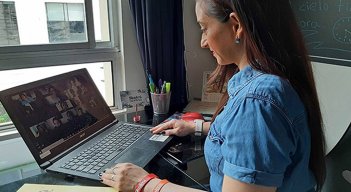 La virtualidad ha transformado los escenarios para entender la cultura por medio de las TIC. / Cortesía La Opinión 