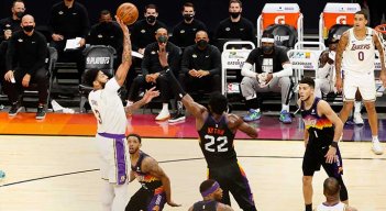 Los Phoenix Suns celebraron su primer partido de playoffs desde 2010 