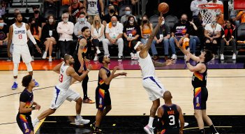 +Los Ángeles Clippers, frente al Phoenix Suns en la NBA.