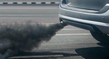 Autos contaminantes.