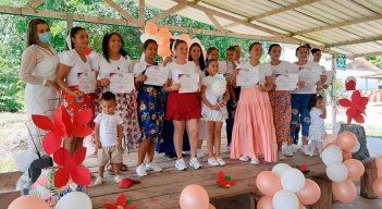 Trabajan unidas por su autonomía económica