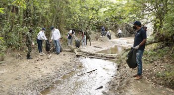 En la vereda La Pradera se recolectaron 300 kilos de inservibles y se aprovecharon 125 para reincorporarlos a la cadena productiva.