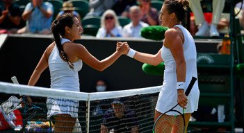 María Camila Osorio y Aryna Sabalenka. 