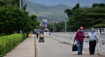 / La Opinión.
