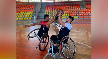 Jairo Lázaro y Juan Manitlla, jugadores de BSR. 