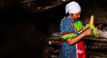 Un producto popular como es la arepa sufrirá un incremento en los precios, debido a las alzas en la materia prima. La Liga del Consumidor solicita una revisión especial. / Foto: Cortesía / La Opinión 