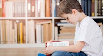 La lectura profunda se puede practicar desde la infancia y la juventud. /Archivo La Opinión
