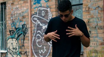 Cantante de música, gramalotero.
