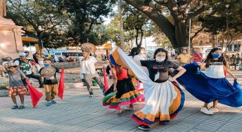 Danza en las calles con sus actividades en el parque Mercedes Ábrego/Foto: Cortesía./La Opinión