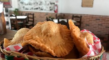 historia del pastel de garbanzo 