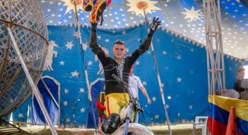  'El Payaso motociclista' enseñó sobre cultura ciudadana a los niños de Agua Clara