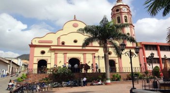 Al rojo vivo se encuentra la polémica sobre el posible traslado de la sede de la Ciudadela Universitaria del Catatumbo. Este jueves se efectuará una marcha en señal de protesta por el cambio de sede.
