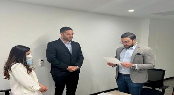 El Ministerio Público nombra al joven universitario, Handy Francisco Pacheco Mejía, en la Procuraduría Provincial de Ocaña. Dirigentes de la región esperan resultados concretos de las investigaciones.