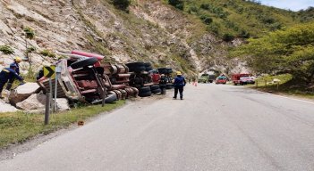 El frecuente flujo de vehículos con sustancias químicas sobre los ejes viales de la provincia de Ocaña preocupa a las autoridades ambientalistas. Se hacen controles sobre la arteria vial.