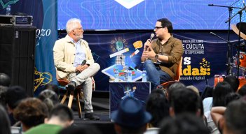 Los ‘artefactos narrativos’ son mis historias familiares: Héctor Abad en la FLIC de Cúcuta 