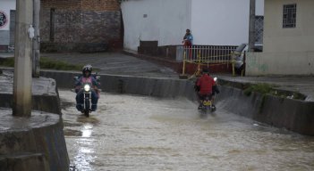 Fuerte aguacero inundó las calles de Cúcuta