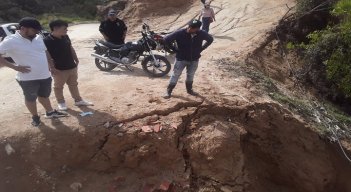 Encendidas se encuentran las alarmas en zona rural de La Playa de Belén debido a la remoción en masa que puede ocasionar una avalancha de grandes proporciones.