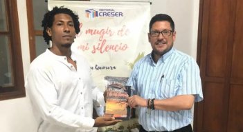 Melfides Gulloso pasó de ser una víctima de la guerra a crear su libro de poesías entre rimas y prosas./Foto: cortesía