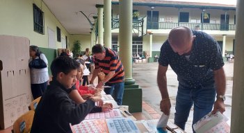 Los maestros señalaron que trabajarán en pro de la educación pública. / Foto: Cortesía / La Opinión