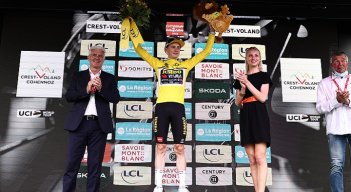 El danés Jonas Vingegaard (Jumbo-Visma), sigue de líder en el Dauphiné.