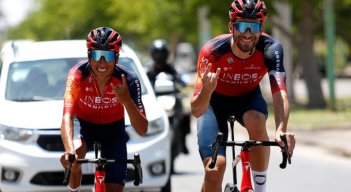 Egan Bernal y Daniel Martínez (Ineos Grenadiers), en un último examen de cara al Tour de Francia.