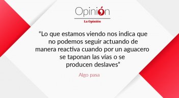 Algo pasa