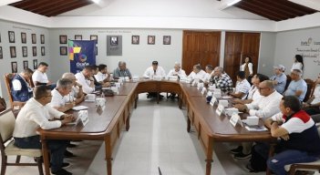 Gremios de la provincia de Ocaña y zona del Catatumbo dieron a conocer sus necesidades al Presidente de la República./ Foto: Cortesía