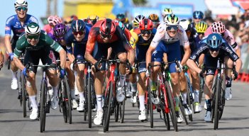 El australiano Groves hace doblete, Evenepoel sigue líder de la Vuelta a España