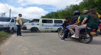 Los transportadores adelantan jornadas de protesta ante la adjudicación de una ruta. /Foto La Opinión