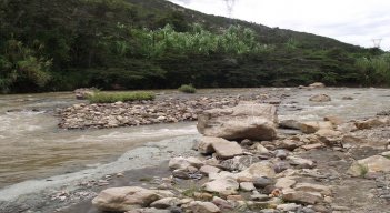 Integrantes del Consejo Municipal de Gestión del Riesgo adoptaron medidas para evitar el racionamiento de agua. Los organismos de socorro están en alerta. Fotos La Opinión