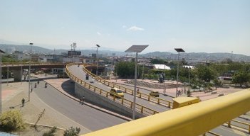 Intersección vial de la terminal o el Indio/Foto Orlando Carvajal/La Opinión