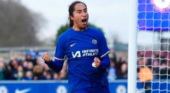 Golazo de Mayra Ramírez le dio la victoria al Chelsea en la FA Womens Cup