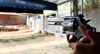 El alcalde de Cúcuta Jorge Acevedo propuso el libre porte de armas para que los ciudadanos puedan defenderse de los delincuentes. 
