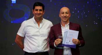 Mejor líder empresarial-Almainn Óptica-salud visual