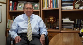 Edmundo Gonzáles Urrutia es el candidato de la oposición venezolana./ Foto: Archivo La Opinión