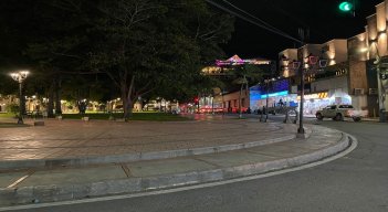 Vándalos se hurtaron el cableado del alumbrado público del parque Principal de Ocaña./ Foto cortesía