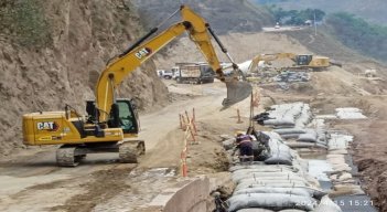 El Instituto Nacional de Vías explica las inversiones para superar la emergencia en El Tarrita.. /Foto: Cortesía