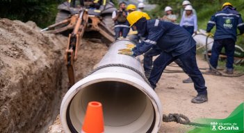 La Empresa de Servicios Públicos de Ocaña avanza en la reposición de tuberías en fibra de vidrio para garantizar el suministro de agua potable./ Foto: Cortesía