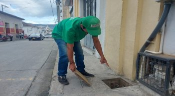 Comerciantes de la ciudad solicitan redadas en las recicladoras para detectar elementos hurtados./ Foto: Javier Sarabia/La Opinión