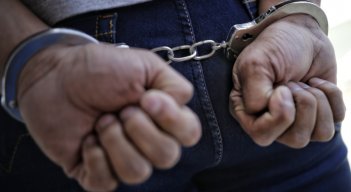 La medida tuvo como eje central el estudio y análisis de la situación que enfrentan más de 27 mil personas privadas de la libertad en estaciones de Policía. / Foto: Colprensa