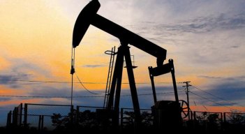 Demanda de petróleo en el mundo alcanza nuevo récord, impulsada por la aviación