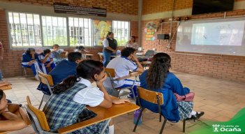 En Ocaña se dictan charlas a los niños sobre el cuidado del medio ambiente./ Foto cortesía: La Opinión. 