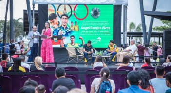 El reconocimiento a Ángel Barajas se realizó en la plazoleta principal del Centro Comercial Jardín Plaza Cúcuta / Foto Cortesía