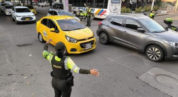 Los cucuteños piden que las autoridades adelanten operativos que realmente controlen el caos vial en la zona céntrica de la ciudad. / Fotos : Cortesía La Opinión