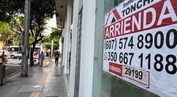 El 2024 ha sido un año difícil para los empresarios, según los gremios./ Foto Carlos Ramírez-La Opinión 
