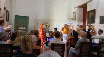 Una estrategia para mantener viva la memoria de los pueblos es a través de los mitos y las leyendas.