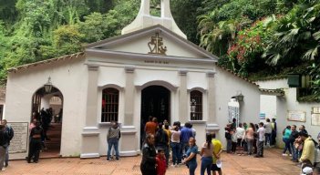 El santuario Agua de la Virgen es un destino turístico imperdible para propios y visitantes.